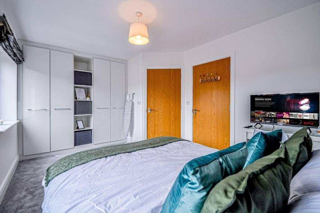 Entire House Sleeps 8 Near The River Thames Maidenhead Buitenkant foto