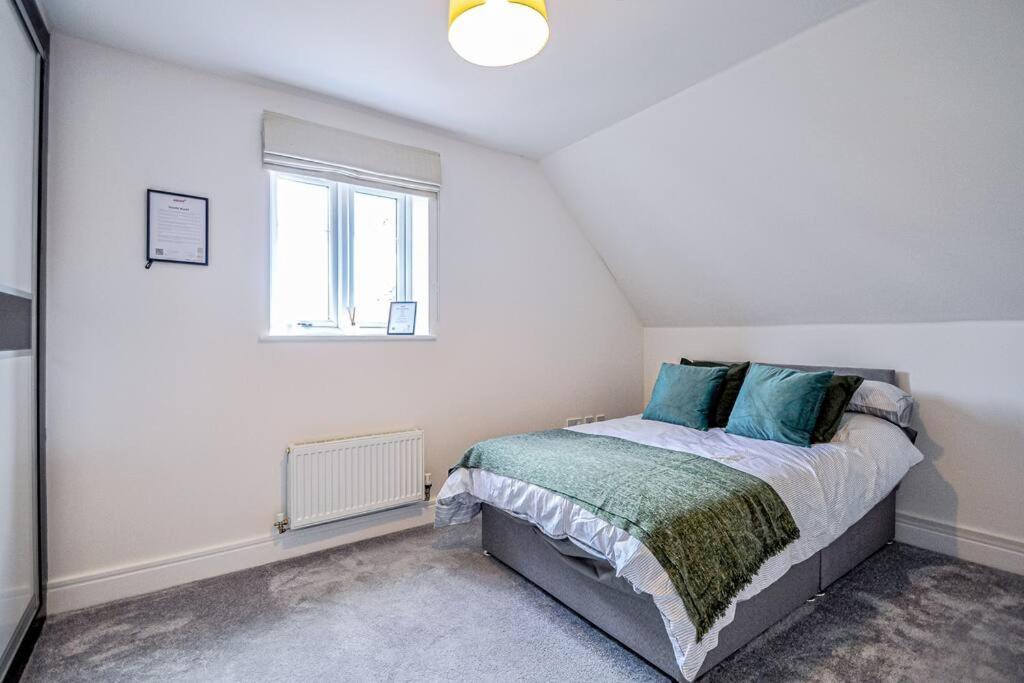 Entire House Sleeps 8 Near The River Thames Maidenhead Buitenkant foto